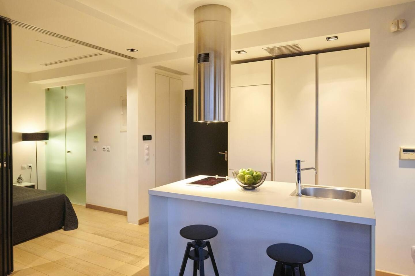 Ma Maison Nο 4, Downtown Loft , Short Walk To Acropolis, Ultra High Speed Internet 500 Mbps, Parking Upon Request, 1' From Metro Station Афины Экстерьер фото