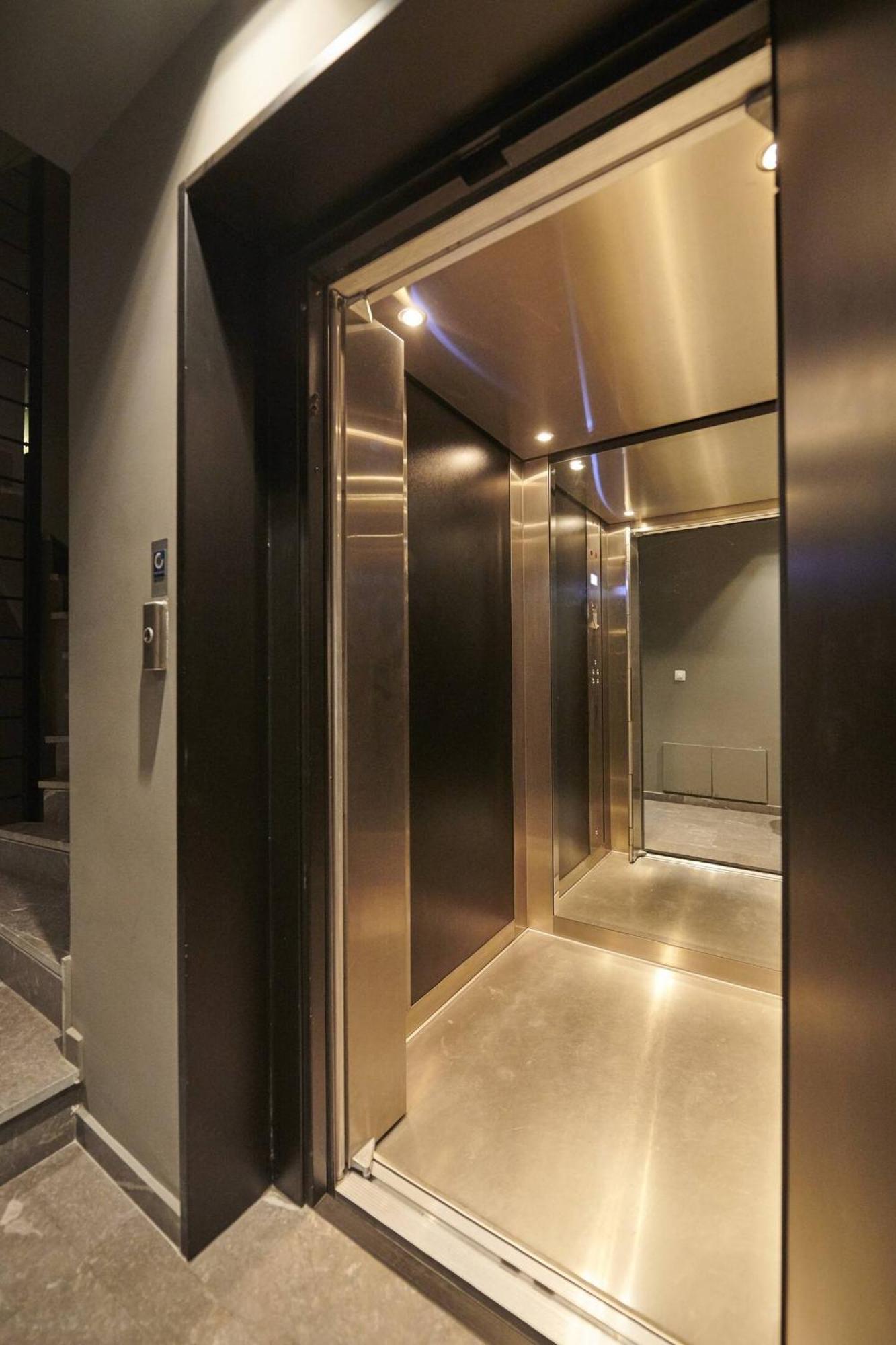 Ma Maison Nο 4, Downtown Loft , Short Walk To Acropolis, Ultra High Speed Internet 500 Mbps, Parking Upon Request, 1' From Metro Station Афины Экстерьер фото